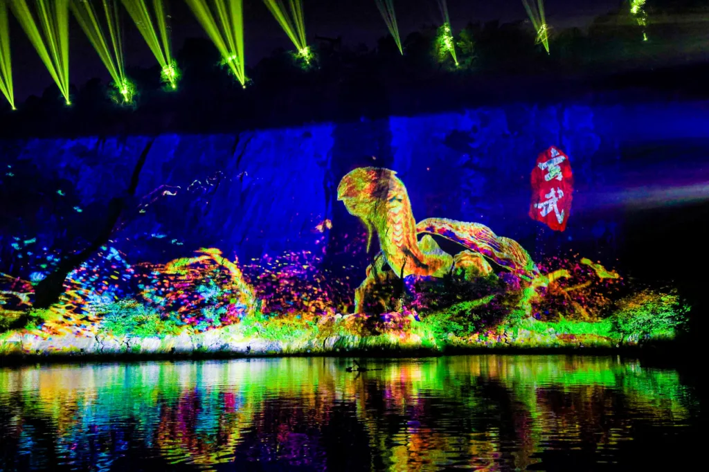 InterContinental Shanghai Wonderland: отель на дне заброшенного карьера, два этажа под водой