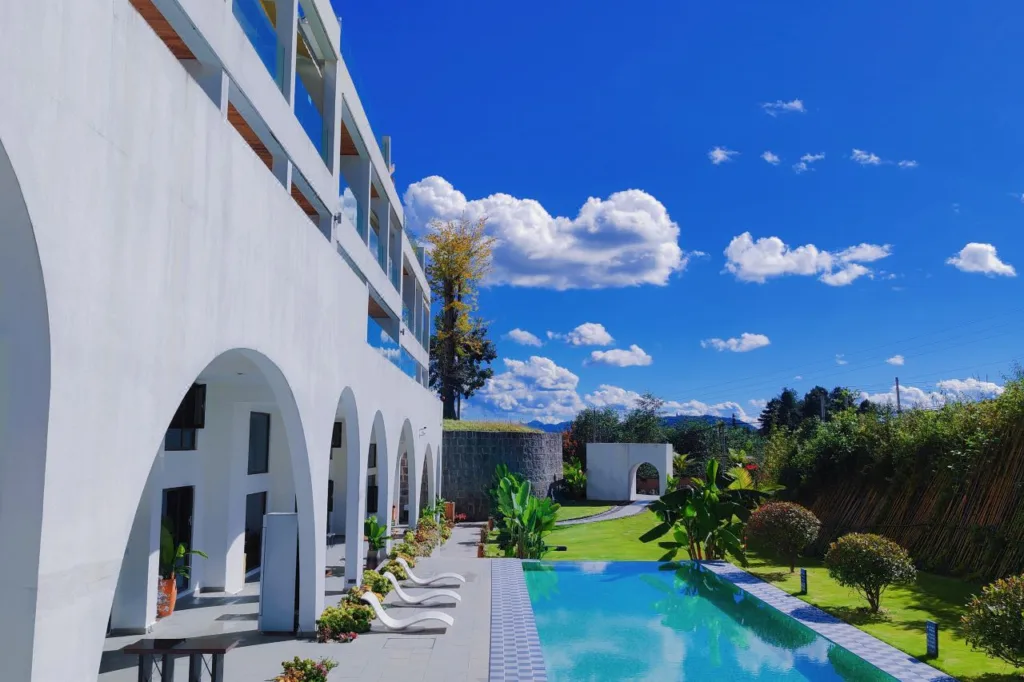 Tengchong Hot Spring Designer Hotel