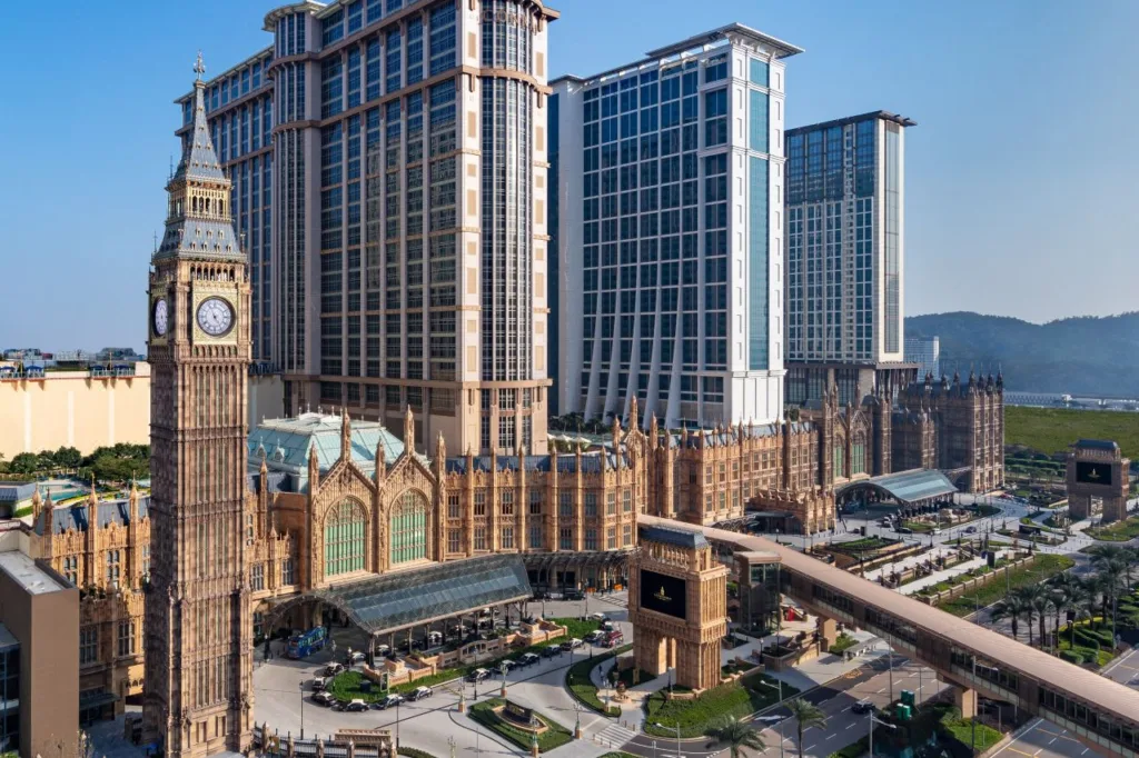 The Londoner Hotel
