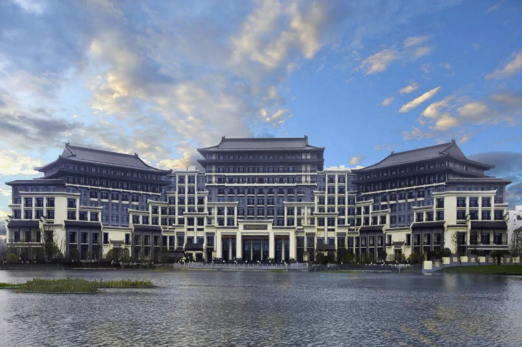 WUHU MACROLINK LEGEND HOTEL