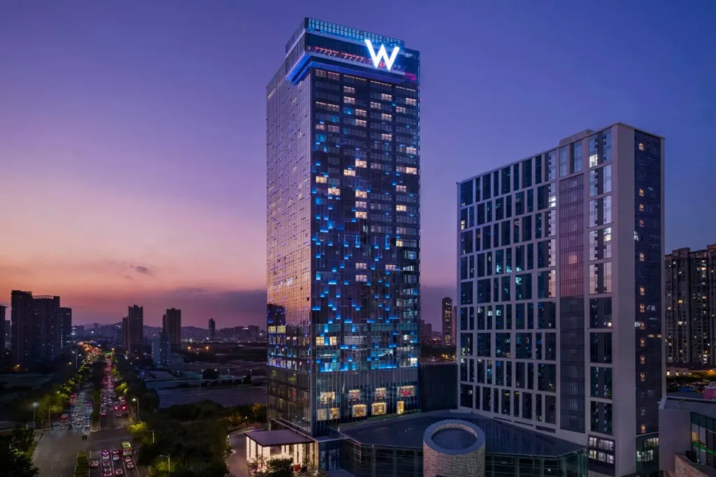 W Xiamen