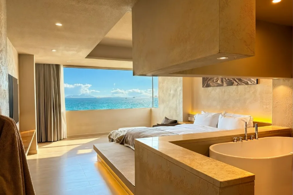 Yamalt SEACAVE Seaview Design Homestay Houhai