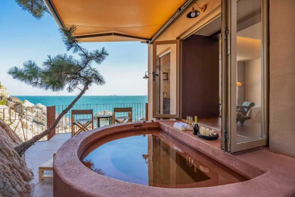 Wake in the Sea Homestay Qingdao Laoshan