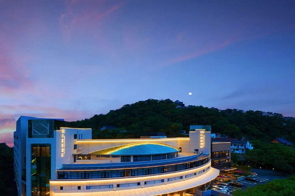 WINTOURY HOTEL