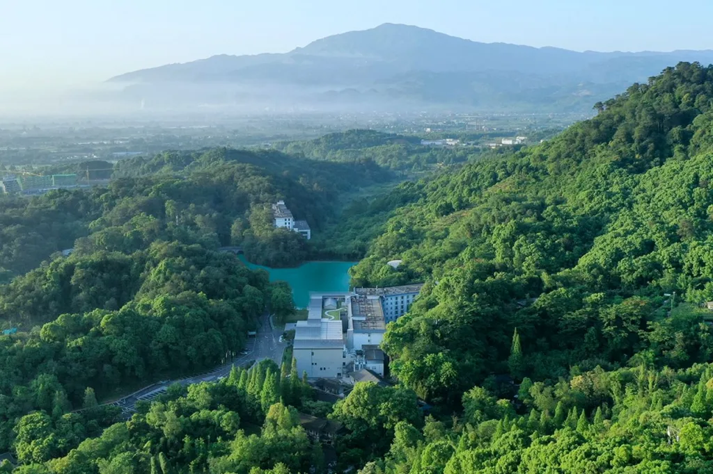 Hongzhushan Hotels & Resorts Chanyi Shanju