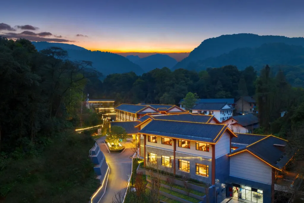 Xiongxiu Hot Spring Hotel Emeishan