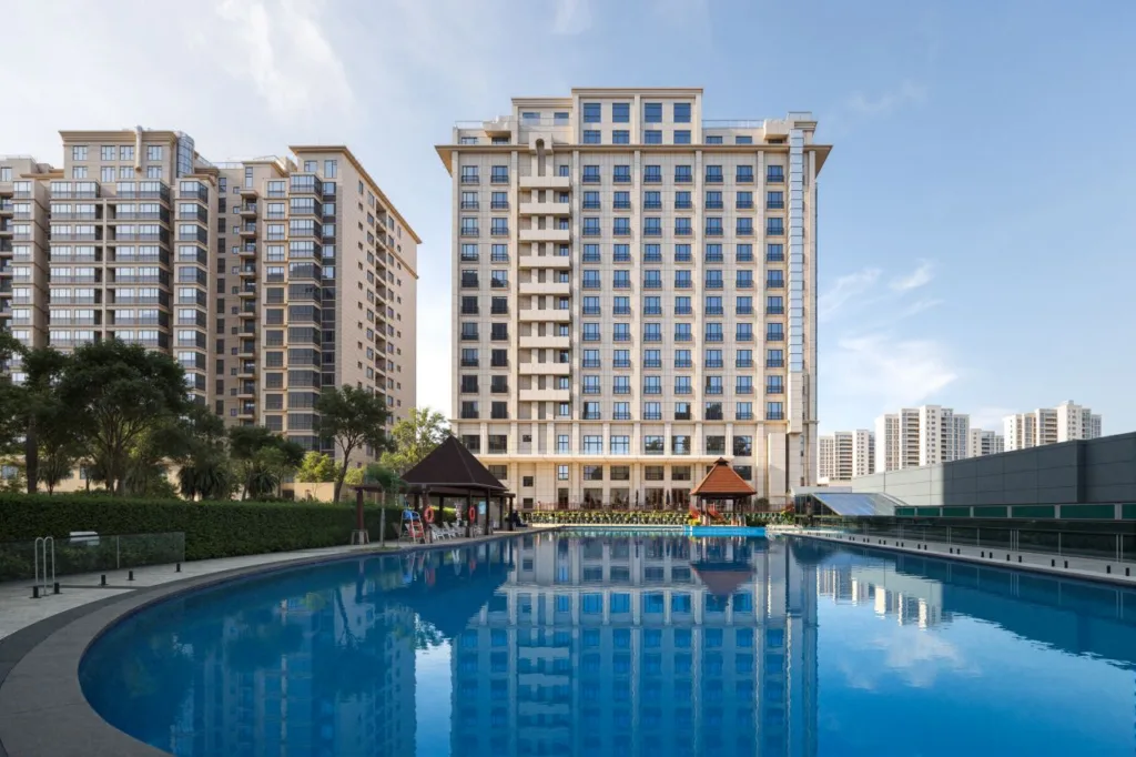 Baofeng International Hotel