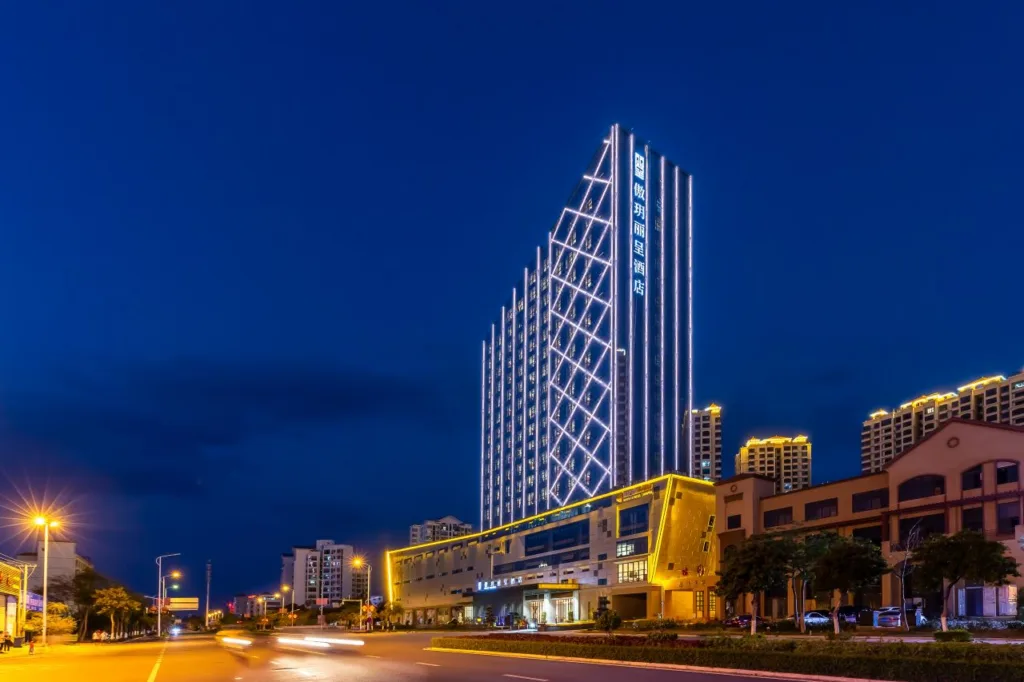 Rezen Hotel Aoyue Dongfang