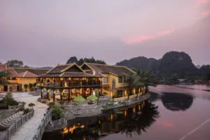Emeralda Resort Tam Coc