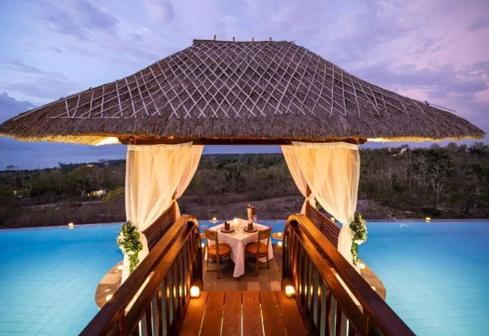 Semabu Hills Hotel Nusa Penida
