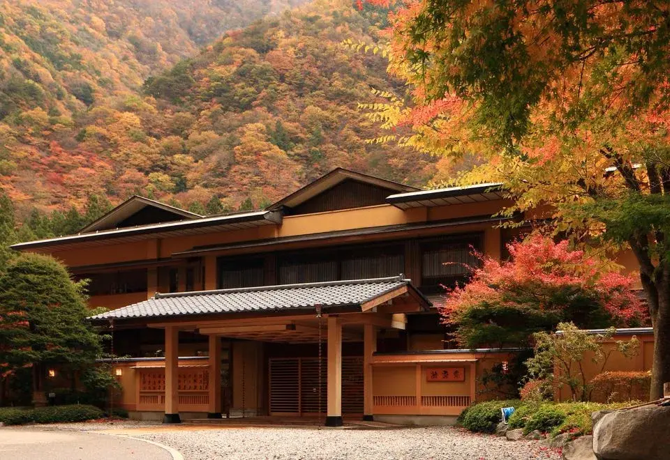 Nishiyama Onsen Keiunkan